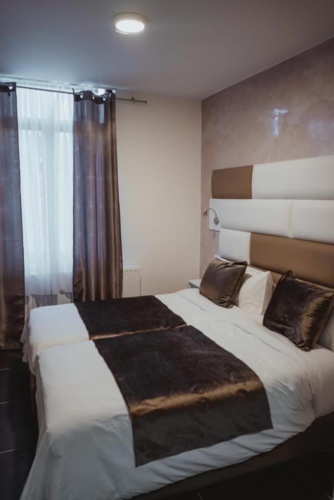 Hotel Onyx Expo 제트 외부 사진
